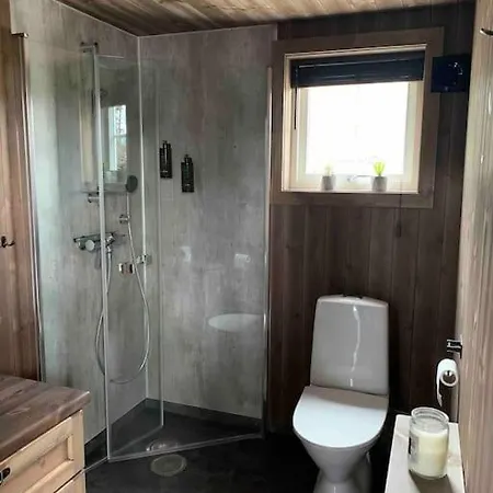 Cosy Between And Mountain