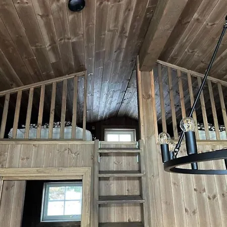 Cosy Between And Mountain شاليه *