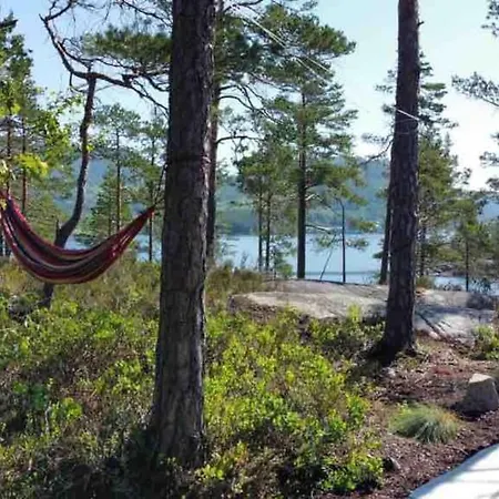 Cosy Between And Mountain شاليه Treungen