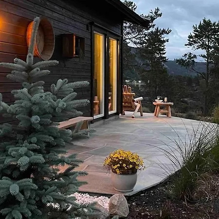 Cosy Between Lake&mountain Chalet