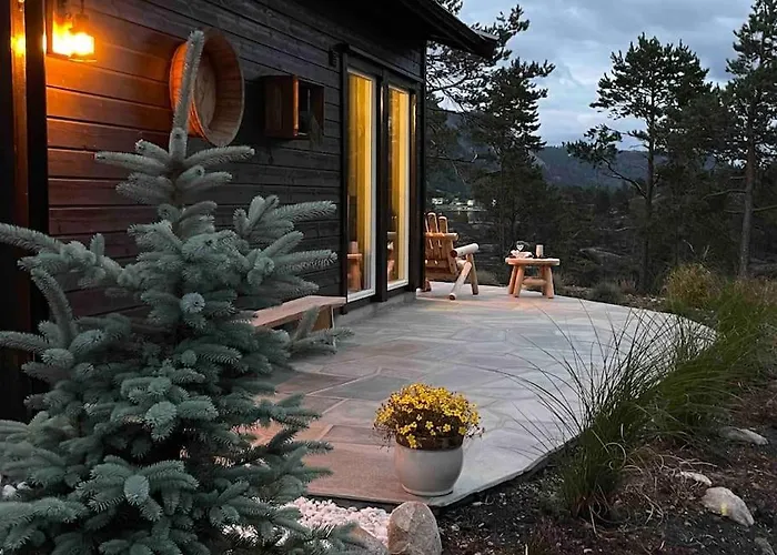 Cosy Between And Mountain Chalet